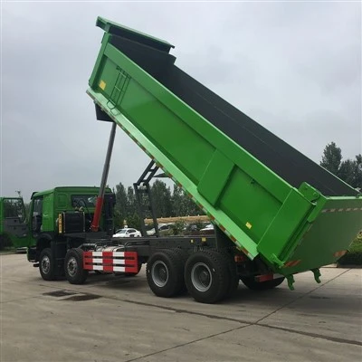 Truk Dump Konstruksi Bekas